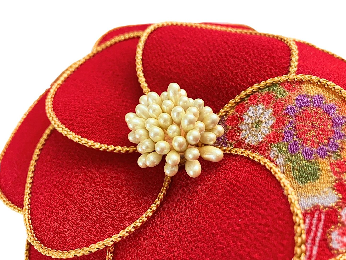日本伝統工芸つまみ細工、椿のヘッドドレス、彼女へのプレゼント