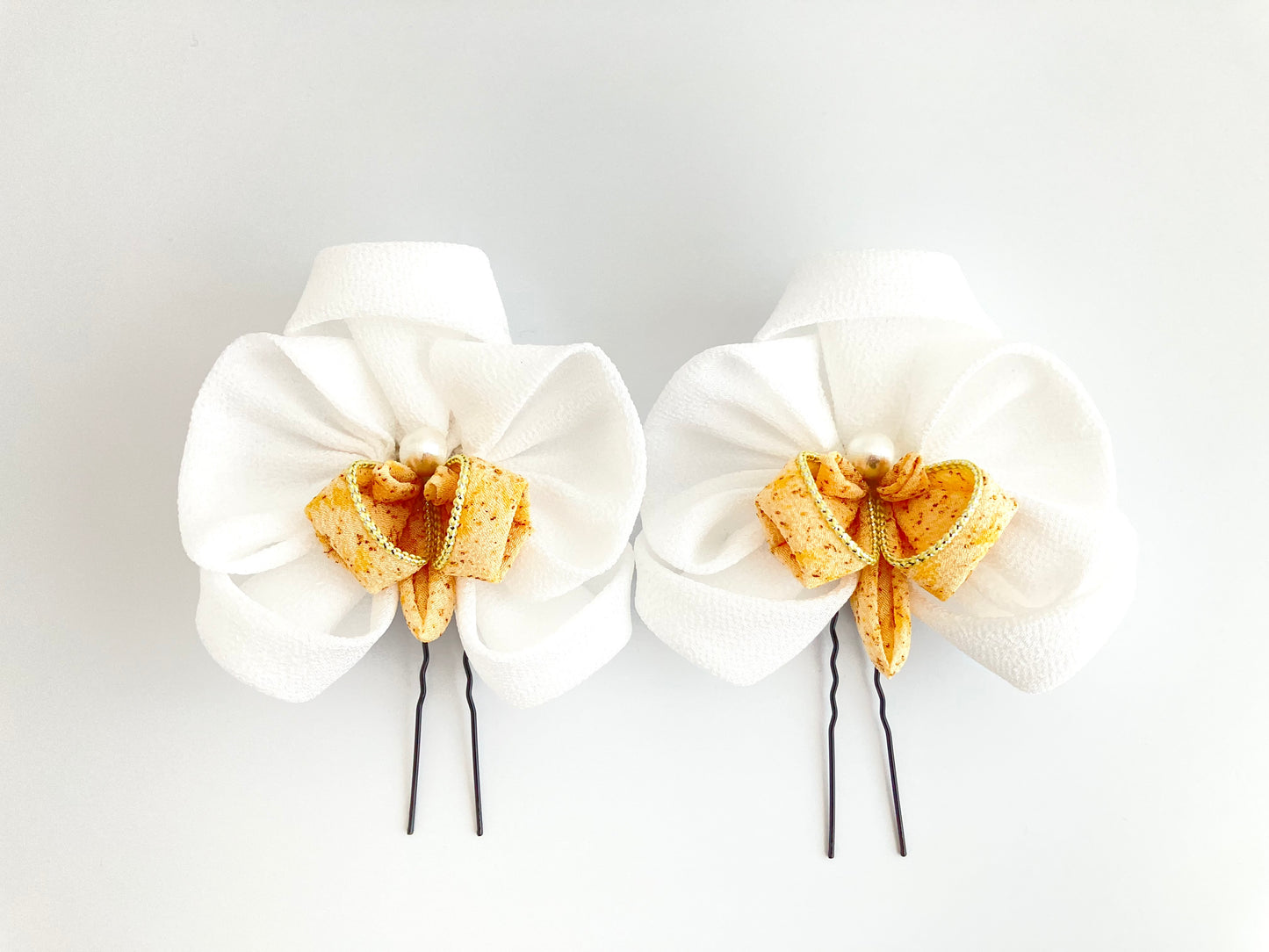 Tsumami Kanzashi Phalaenopsis Orchid Hair Accessory ,Handcrafted with Japanese Chirimen Fabric ,Perfect  Gift for the Bride-to-Be Daughter